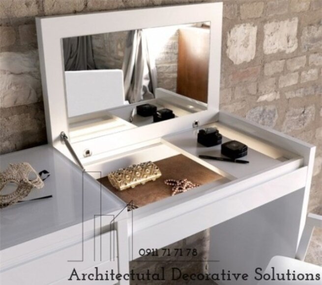 ban-trang-diem-099n ban-trang-diem-099n