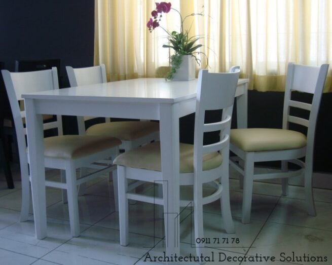 ban-an-4-ghe-43t-trang