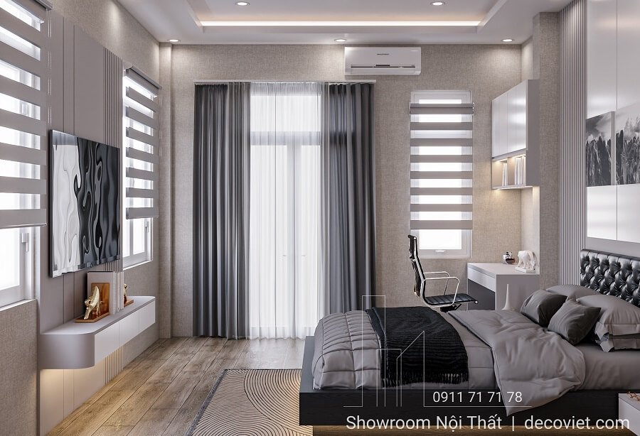 Cửa sổ lớn với rèm sang trọng trong phòng ngủ Nhà Bè